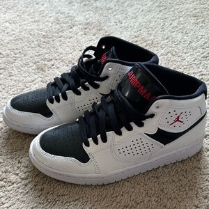 Air Jordan’s 6 youth